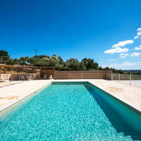 Вилла Charming Trulli With Pool & Jacuzzi