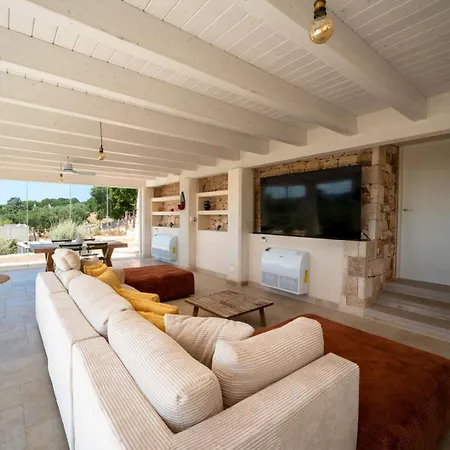 Charming Trulli With Pool & Jacuzzi *