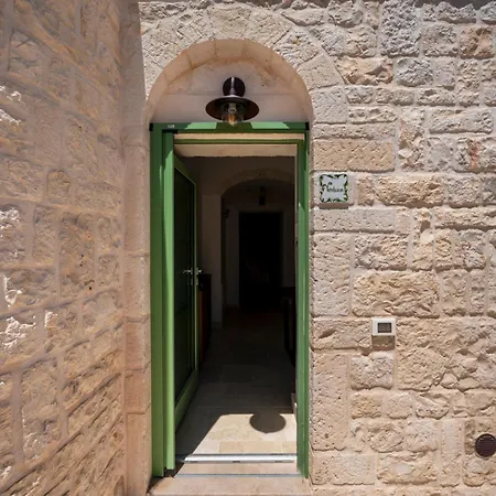 Charming Trulli With Pool & Jacuzzi Villa *