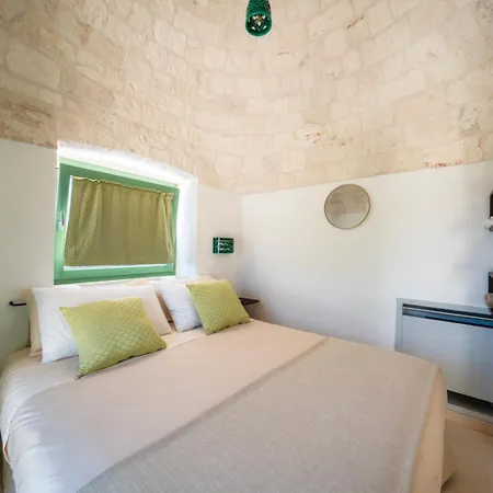Вилла Charming Trulli With Pool & Jacuzzi