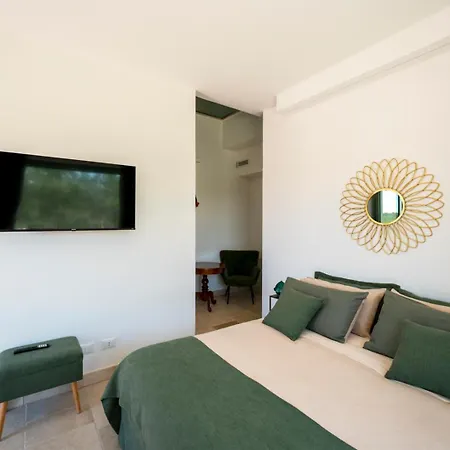 Charming Trulli With Pool & Jacuzzi * Alberobello